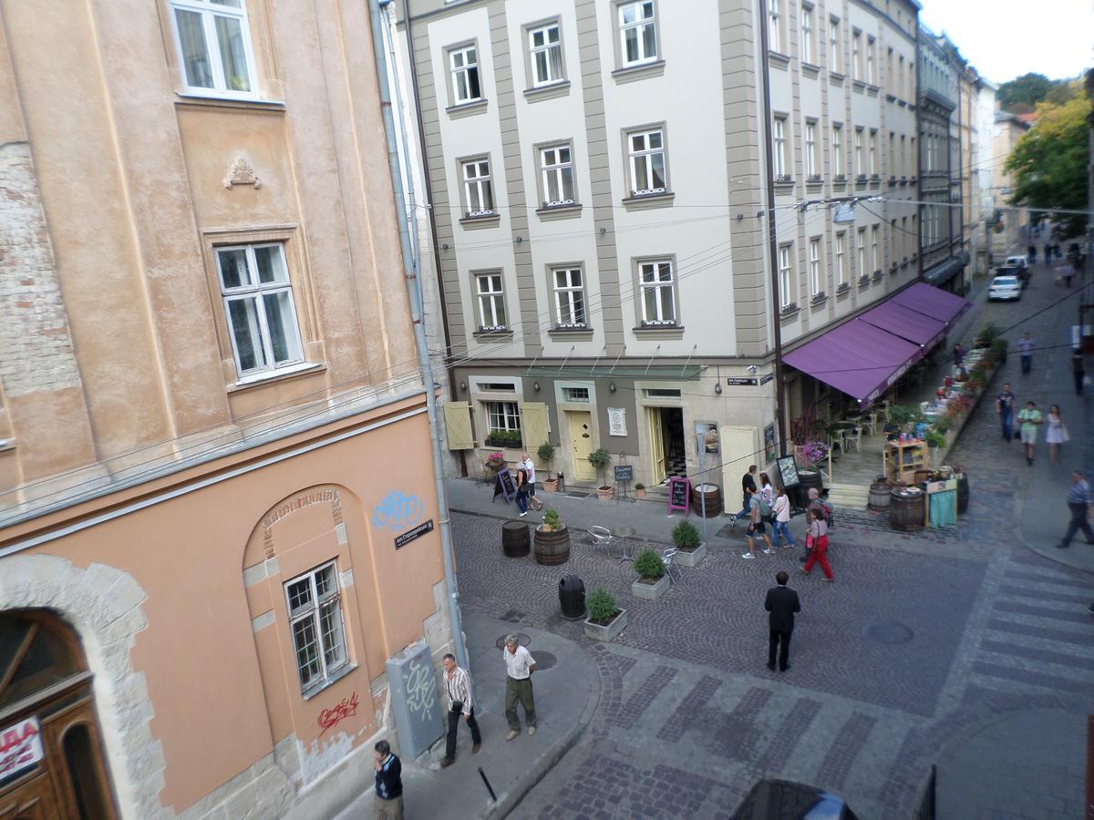 Apartment on Staroievreiska Lviv Buitenkant foto