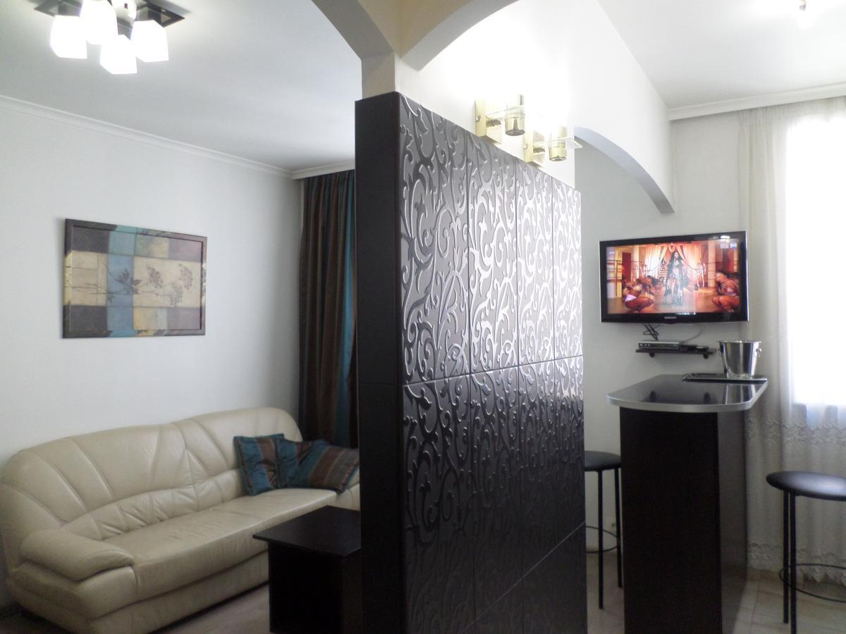 Apartment on Staroievreiska Lviv Buitenkant foto